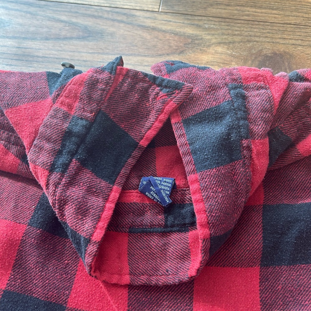 Red and black flannel - Picture 3 of 6